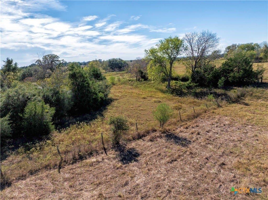25.58 acres in Lavaca County - photo 12