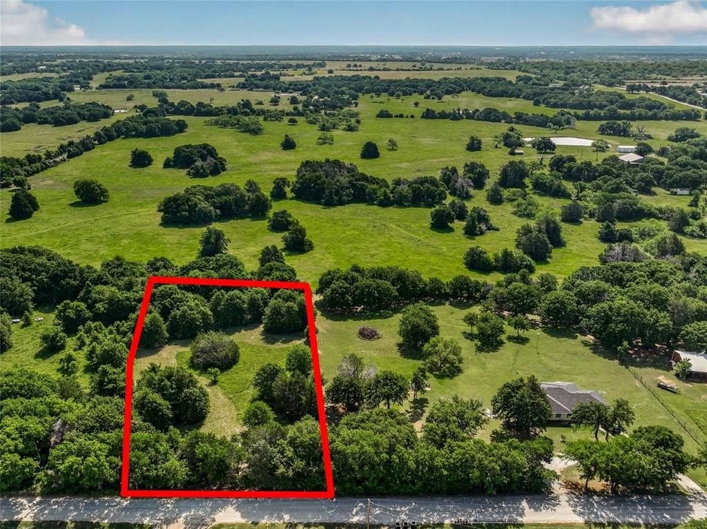 1.08 acres in Denton County gallery image 2