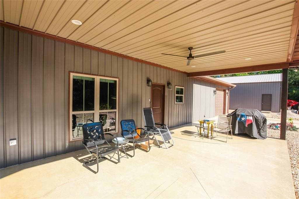 18.47 acres in Henderson County gallery image 3