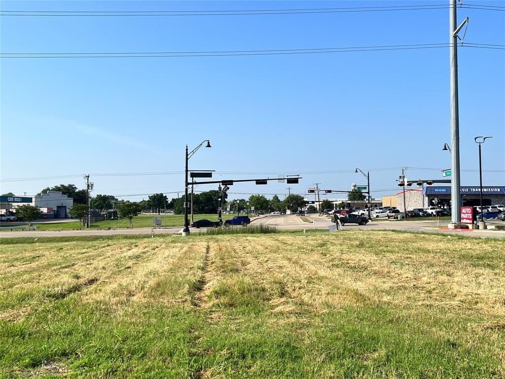 10.26 acres in Dallas County