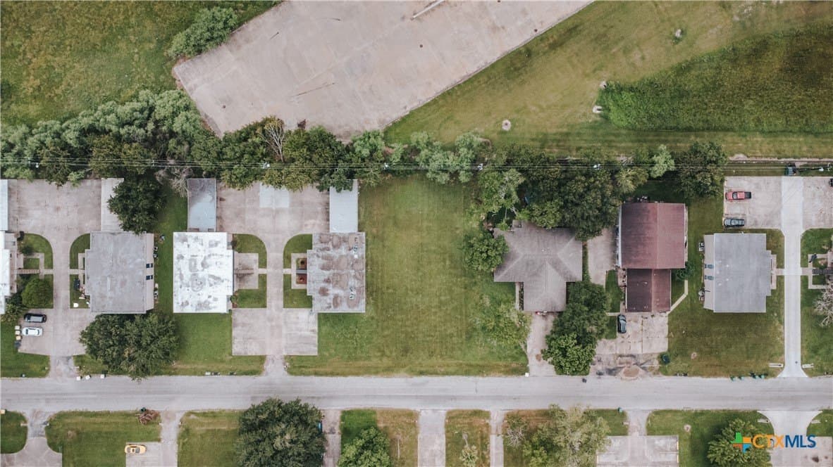 0.25 acres in Victoria County gallery image 4