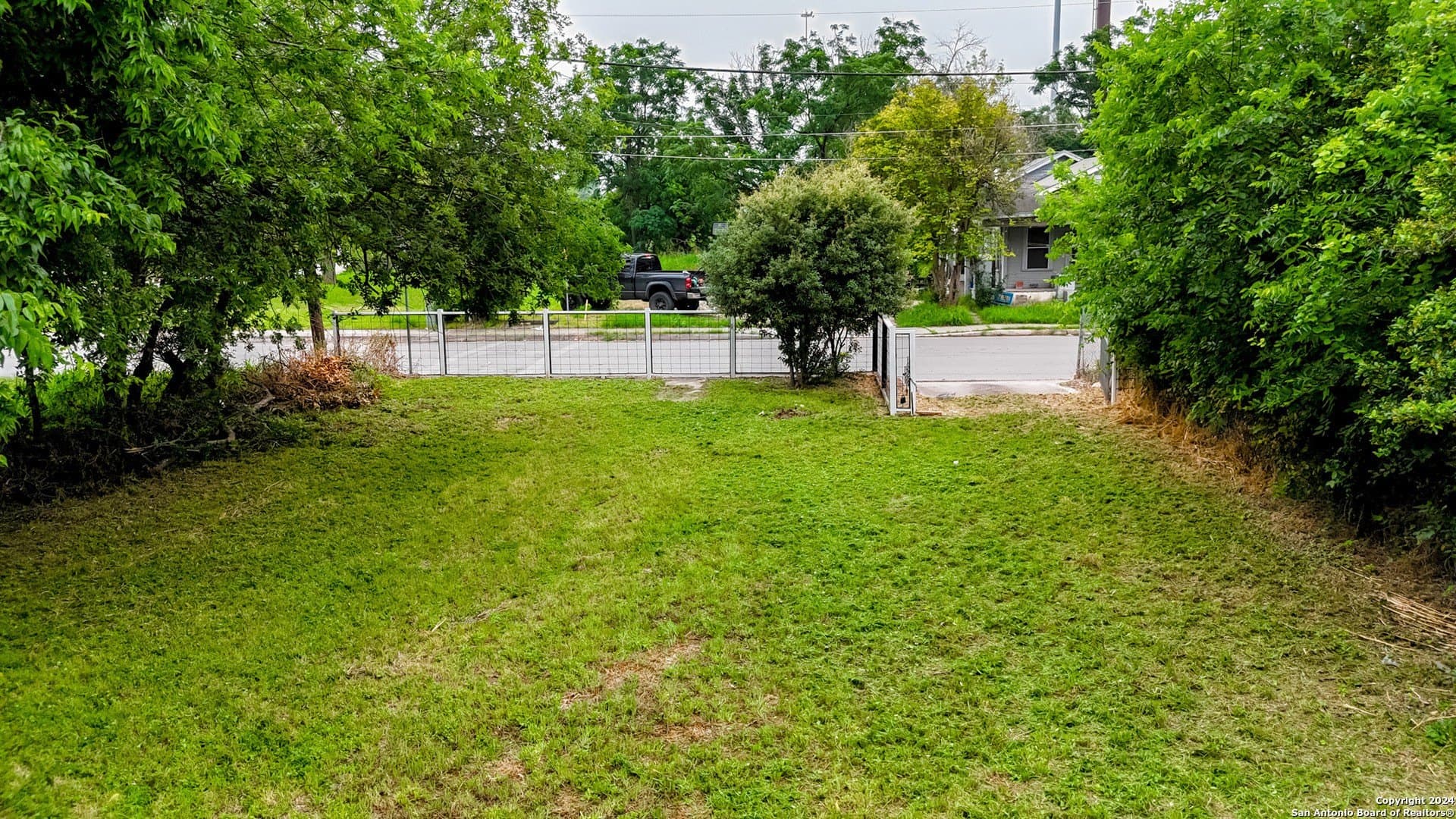 0.12 acres in Bexar County gallery image 4