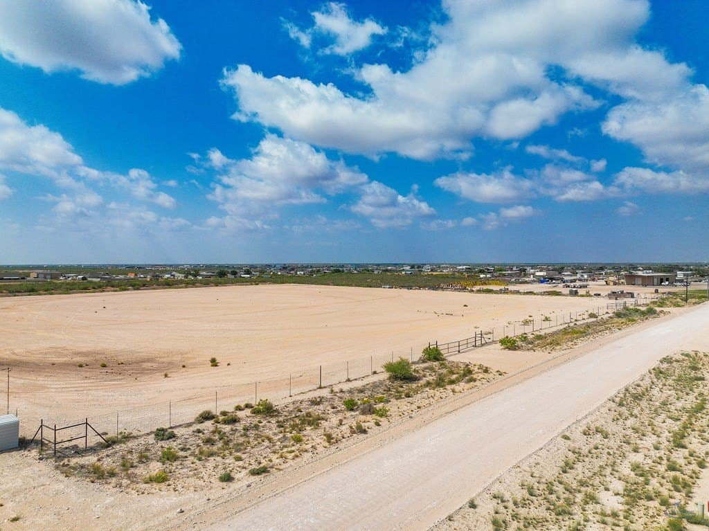 12.35 acres in Ward County - photo 38