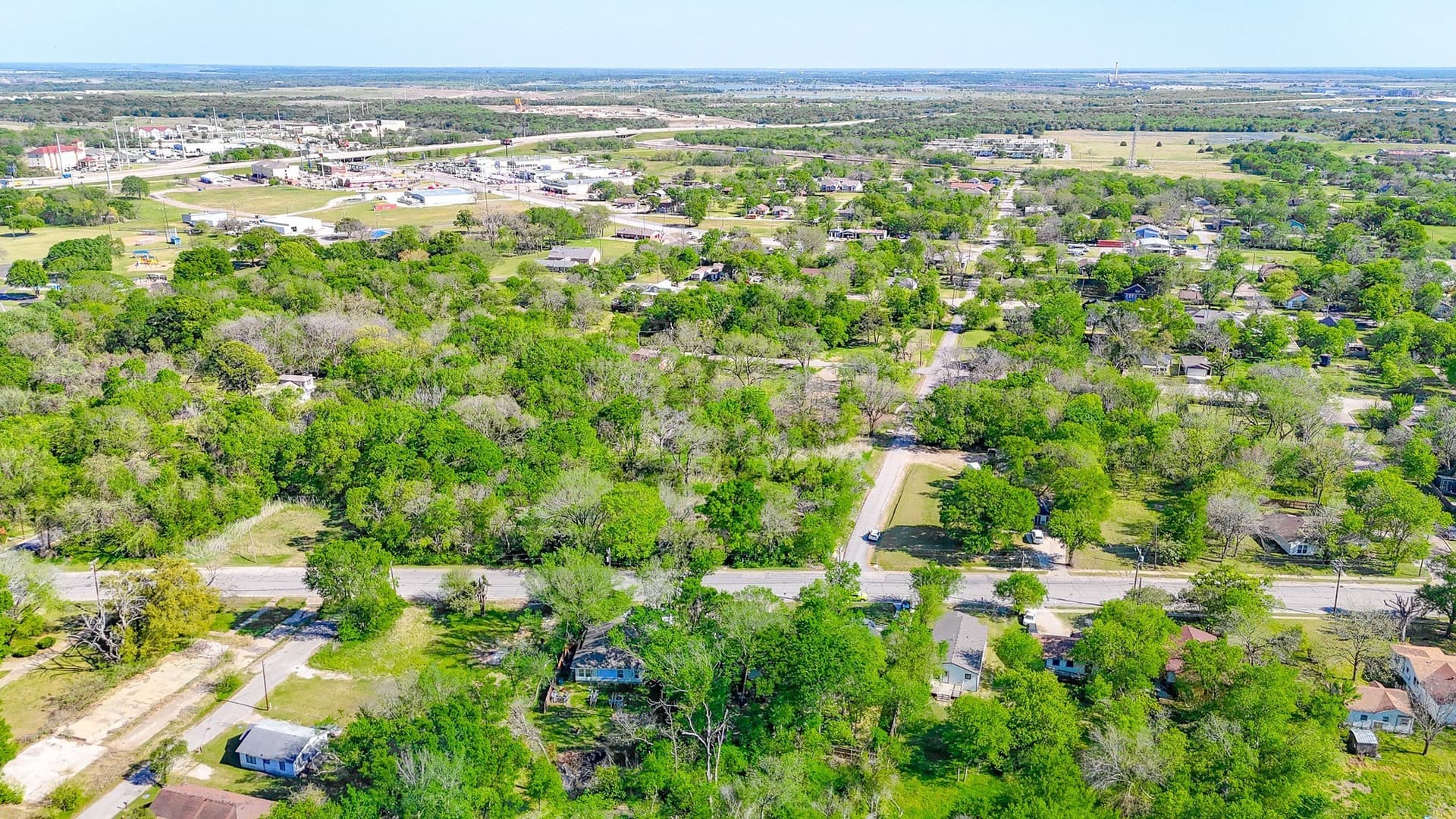 0.65 acres in Navarro County - photo 23