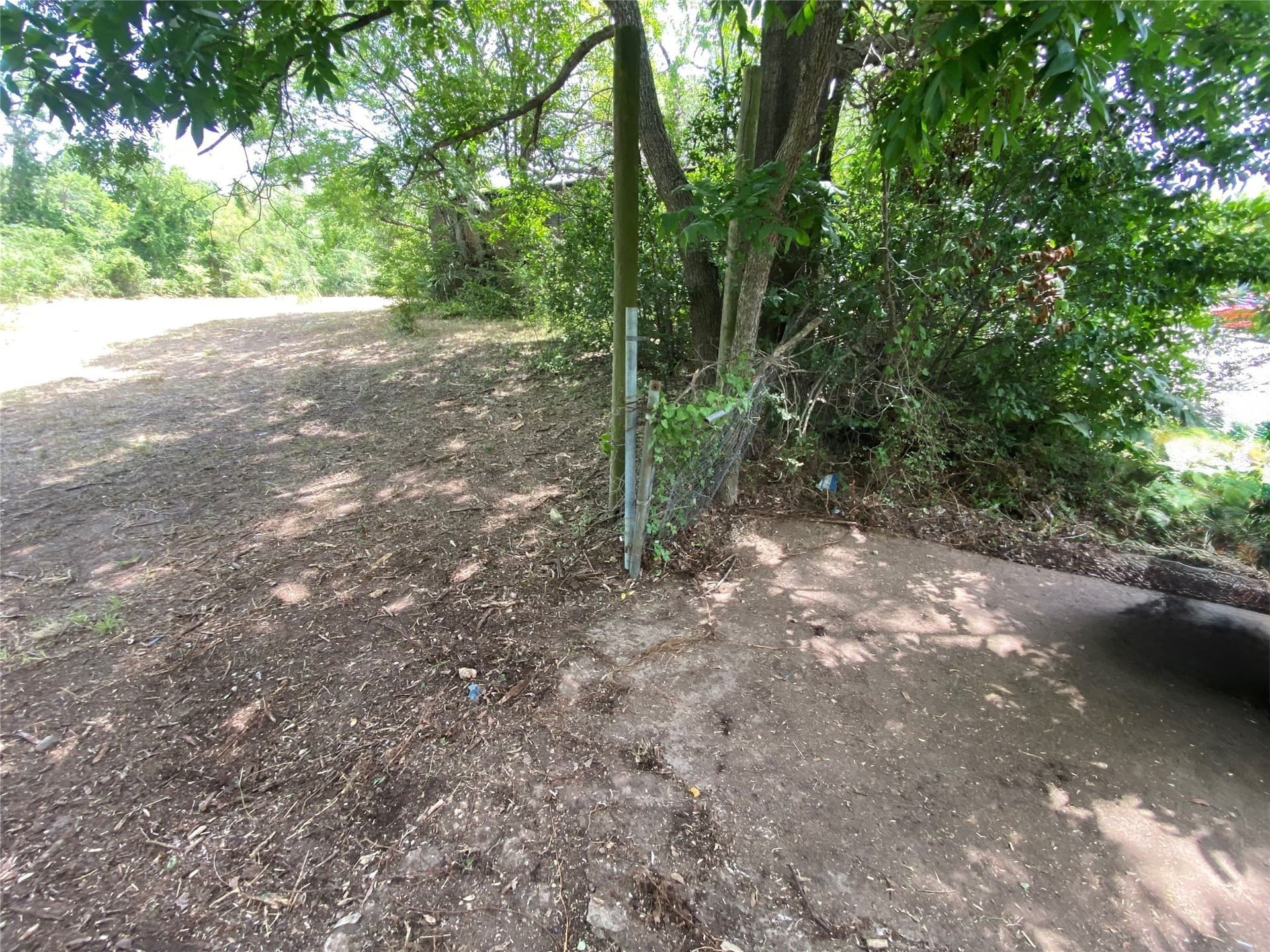 0.65 acres in Navarro County - photo 7