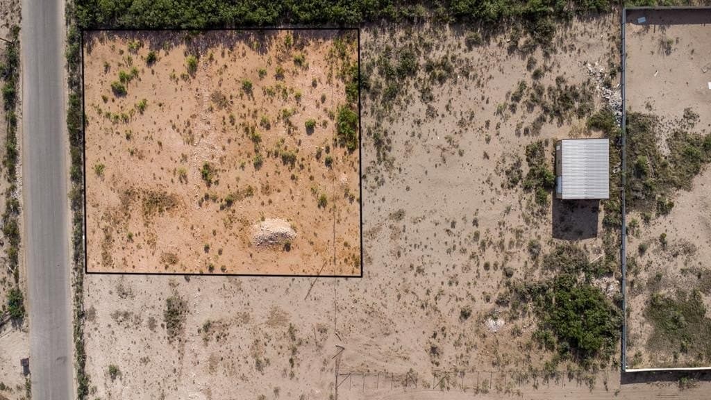 1 acres in Ector County