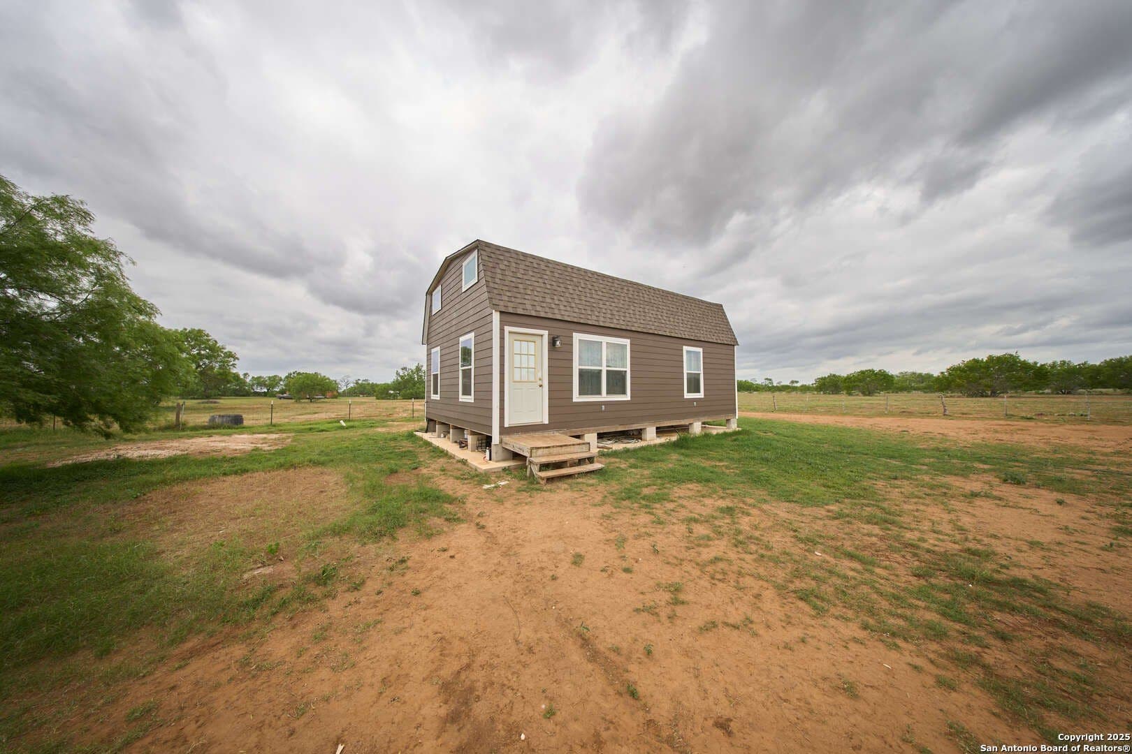 10.4 acres in Atascosa County gallery image 3