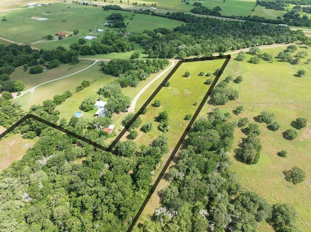 15.83 acres in Fayette County gallery image 4