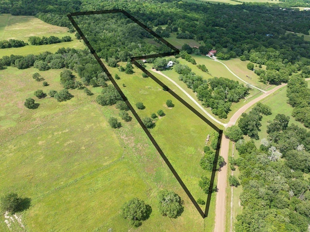 15.83 acres in Fayette County gallery image 2