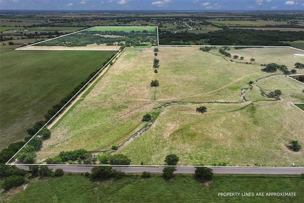 90.54 acres in Denton County gallery image 2