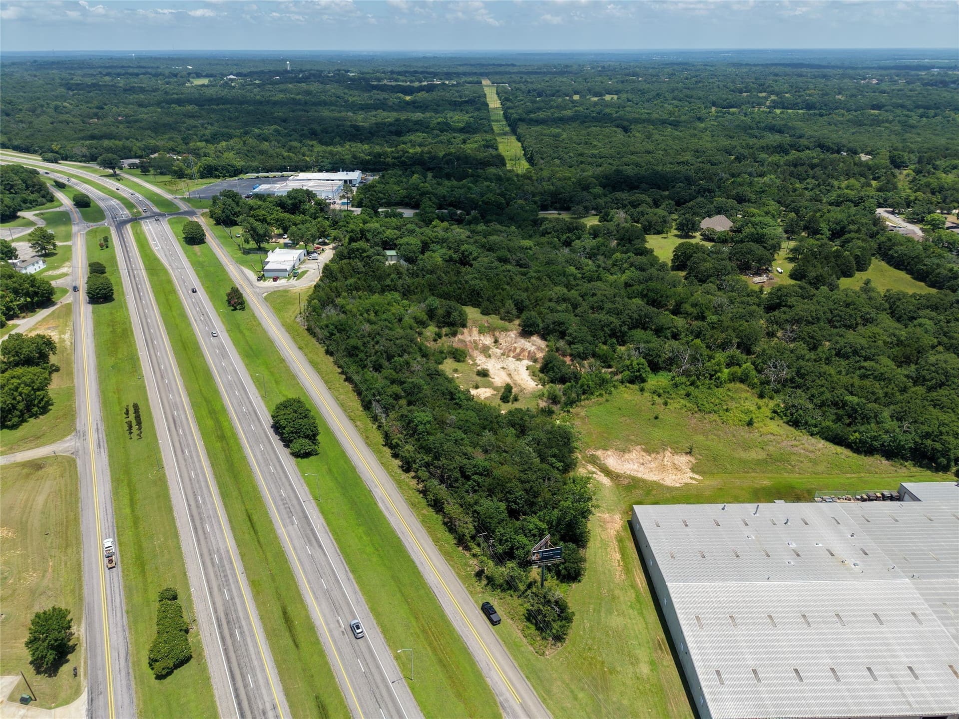 1.95 acres in Grayson County gallery image 2