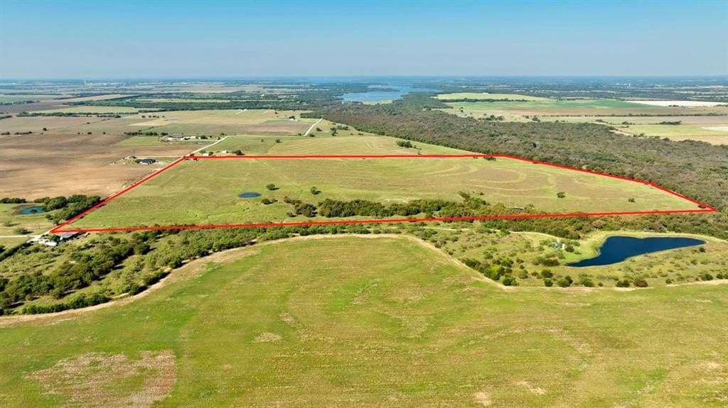 92.63 acres in Grayson County featured view
