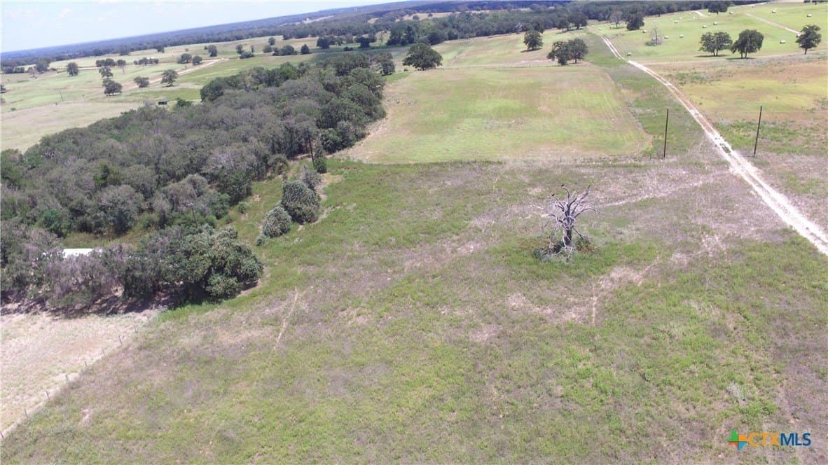 10.17 acres in Milam County - photo 4