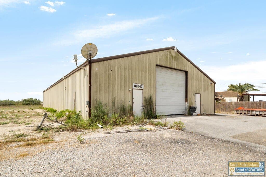 10 acres in Cameron County - photo 14