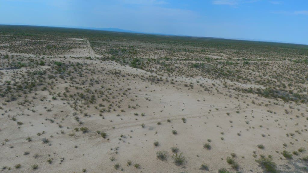 560 acres in Reeves County - photo 10
