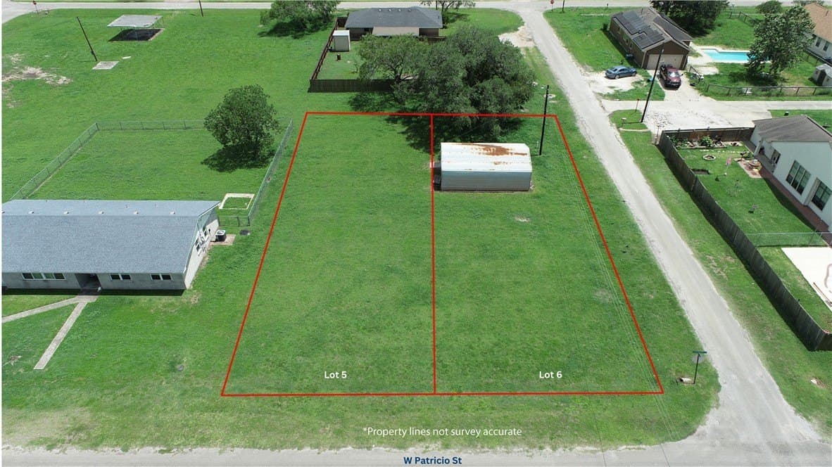 0.96 acres in Bee County - photo 6