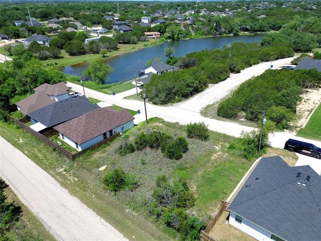 0.11 acres in Hood County gallery image 4