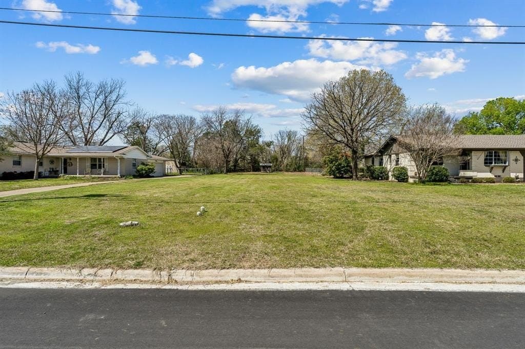 0.34 acres in Collin County gallery image 3