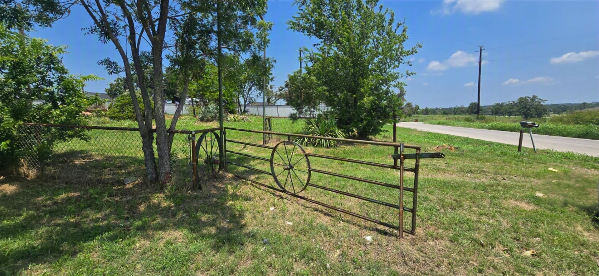 1 acres in Parker County