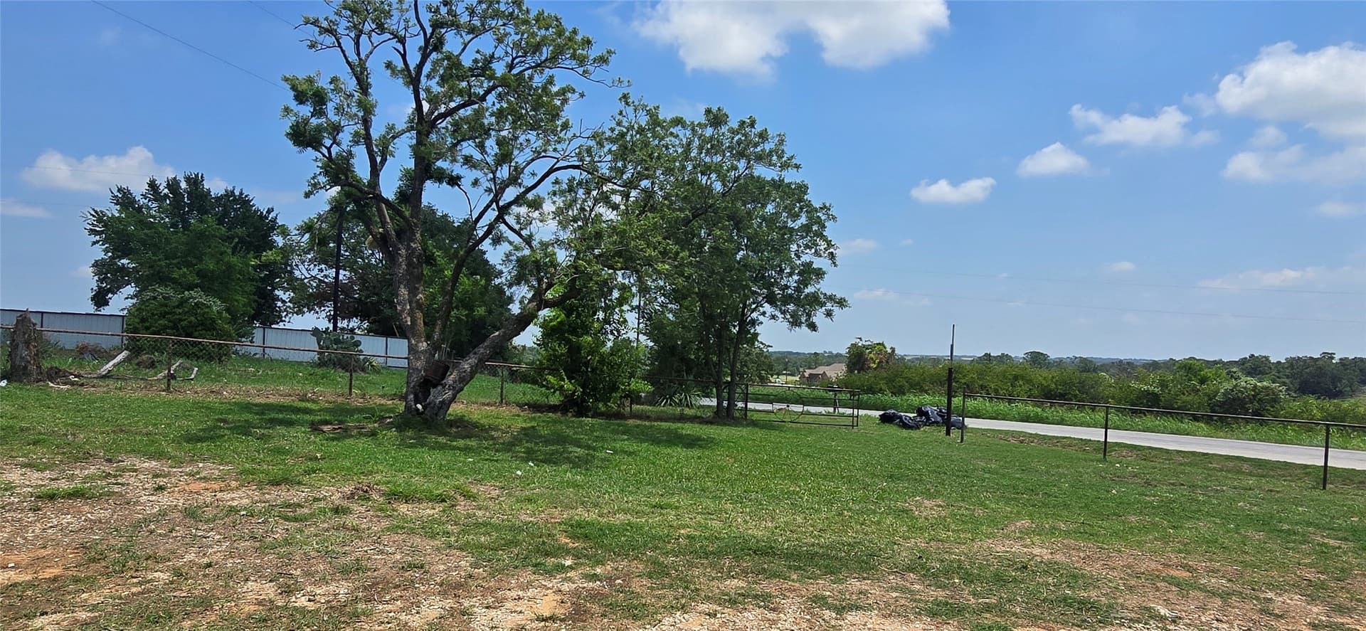 1 acres in Parker County gallery image 4