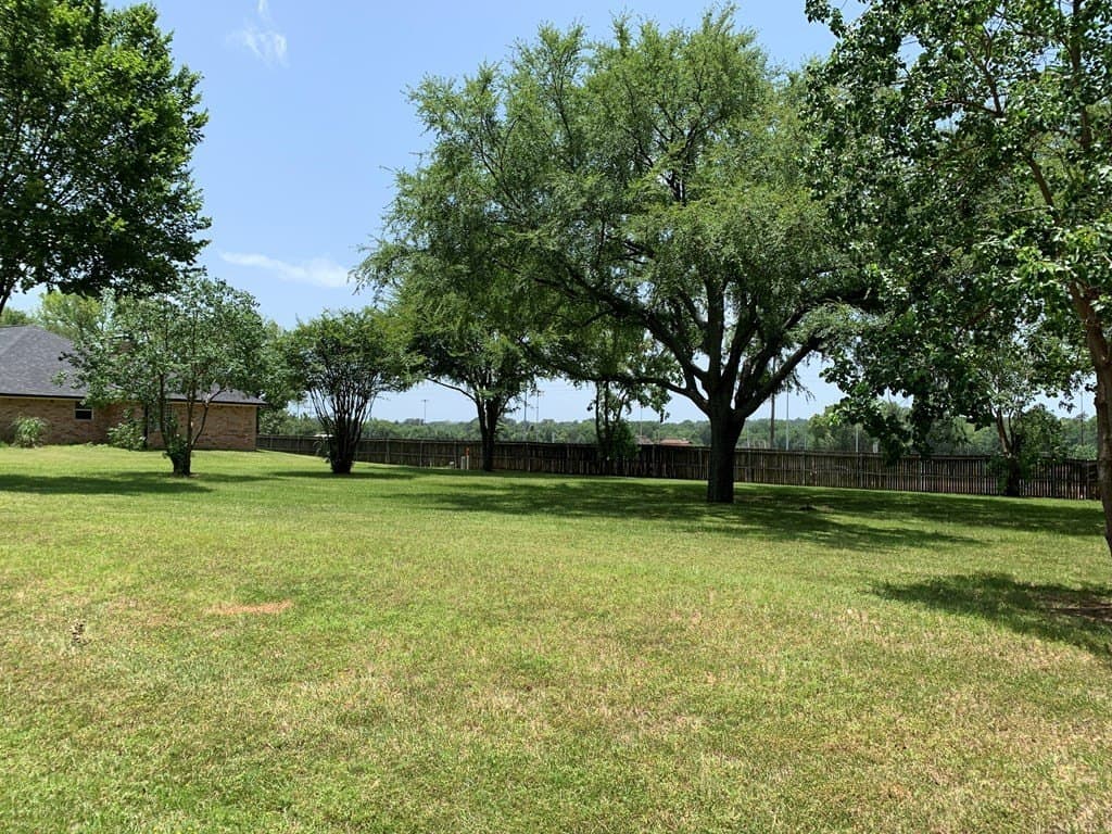 0.36 acres in Henderson County - photo 2