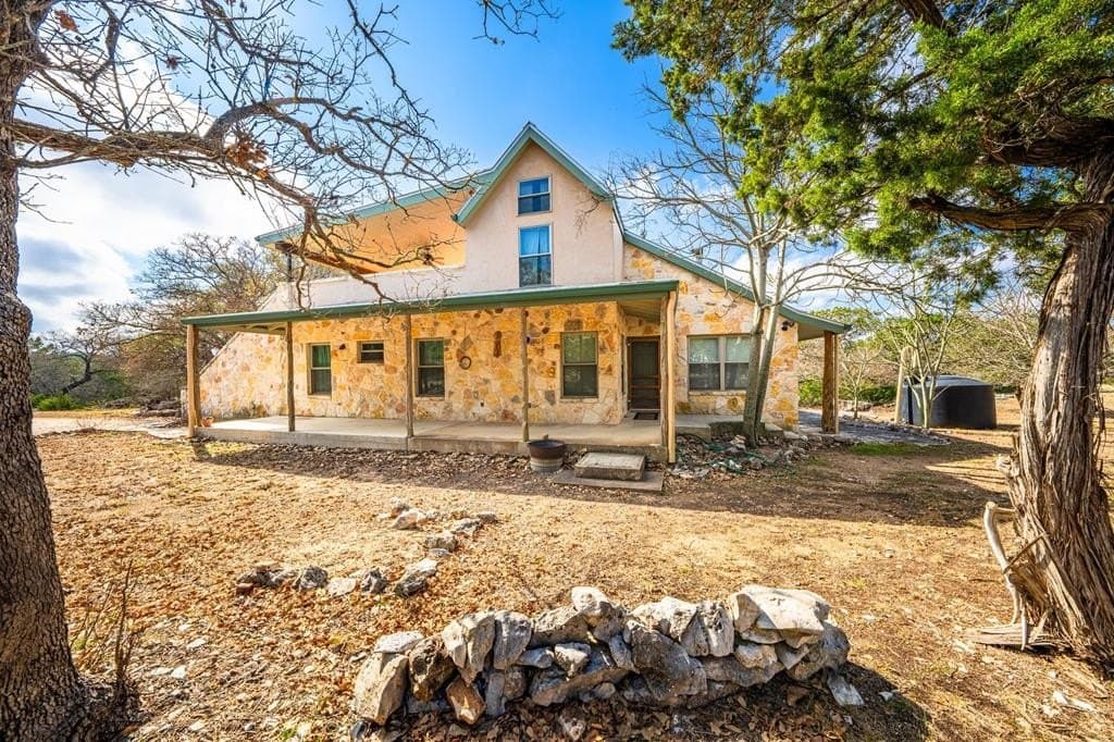 13.34 acres in Kerr County
