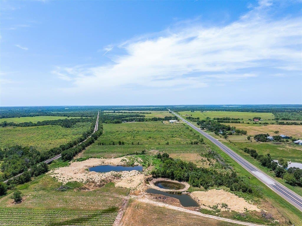 10 acres in Limestone County gallery image 4