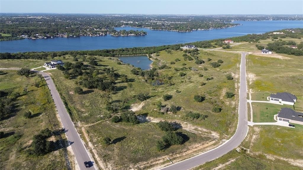 3.69 acres in Hood County gallery image 3