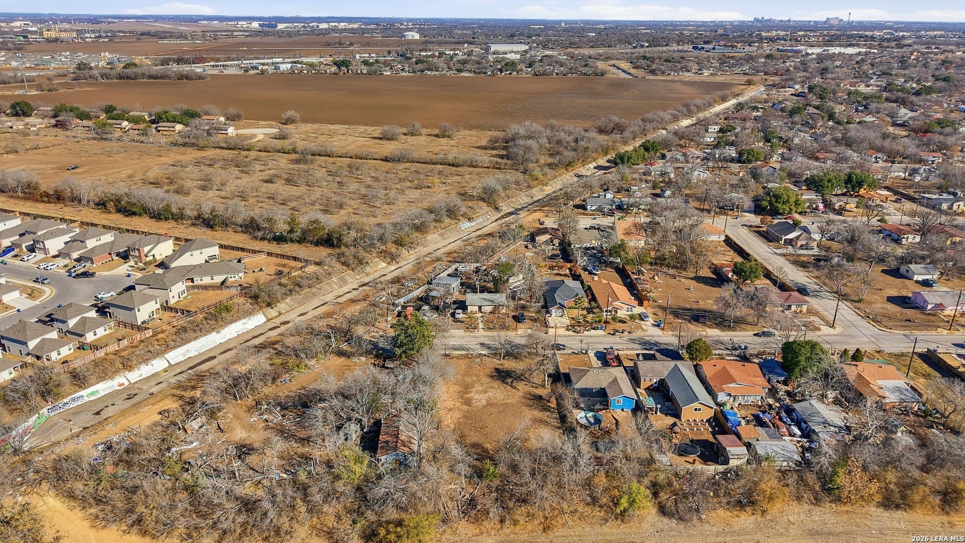 0.34 acres in Bexar County gallery image 4