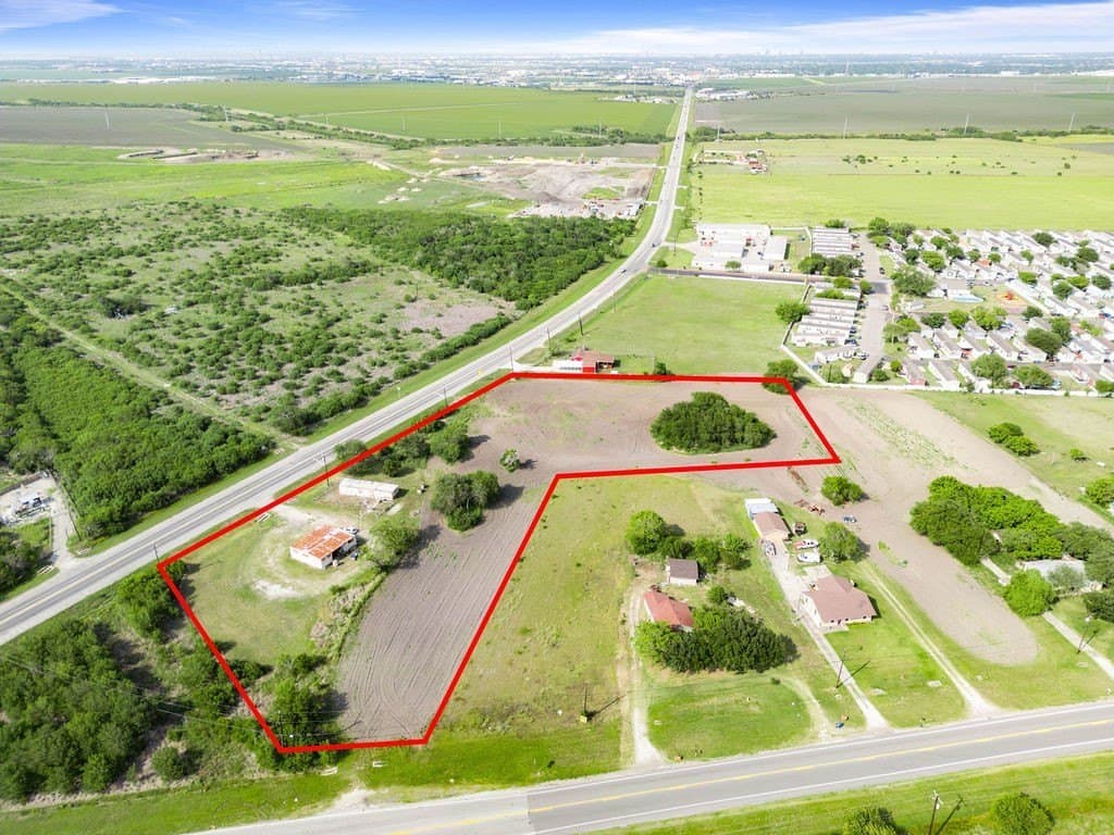4.05 acres in Nueces County featured view