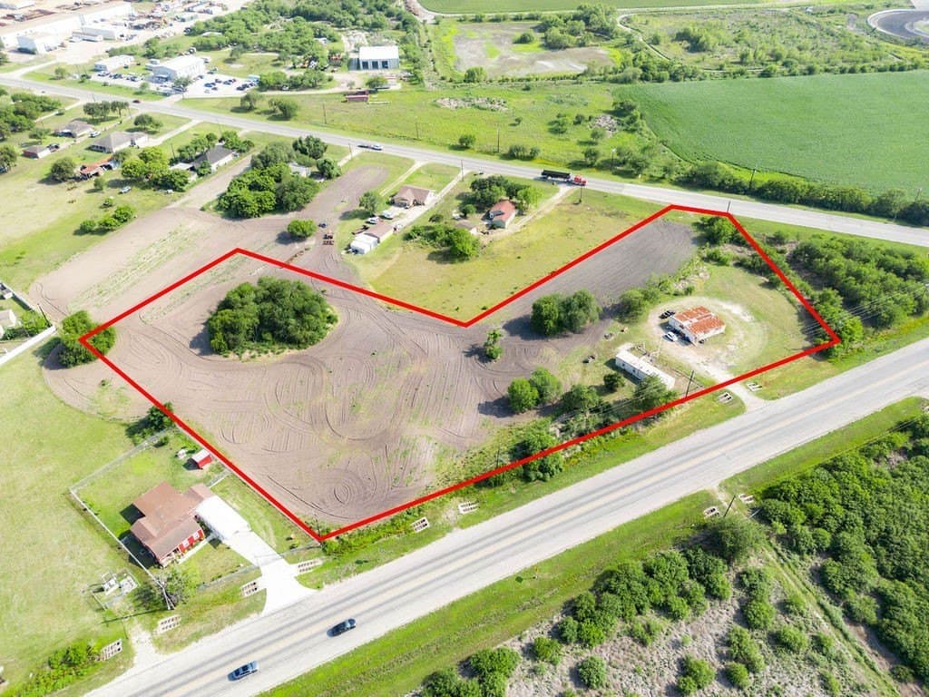 4.05 acres in Nueces County gallery image 2