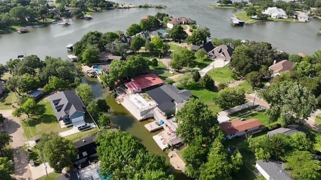 0.22 acres in Hood County - photo 8