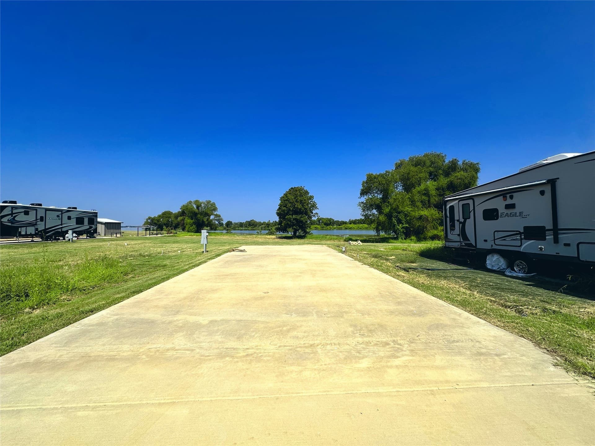 0.16 acres in Navarro County - photo 15