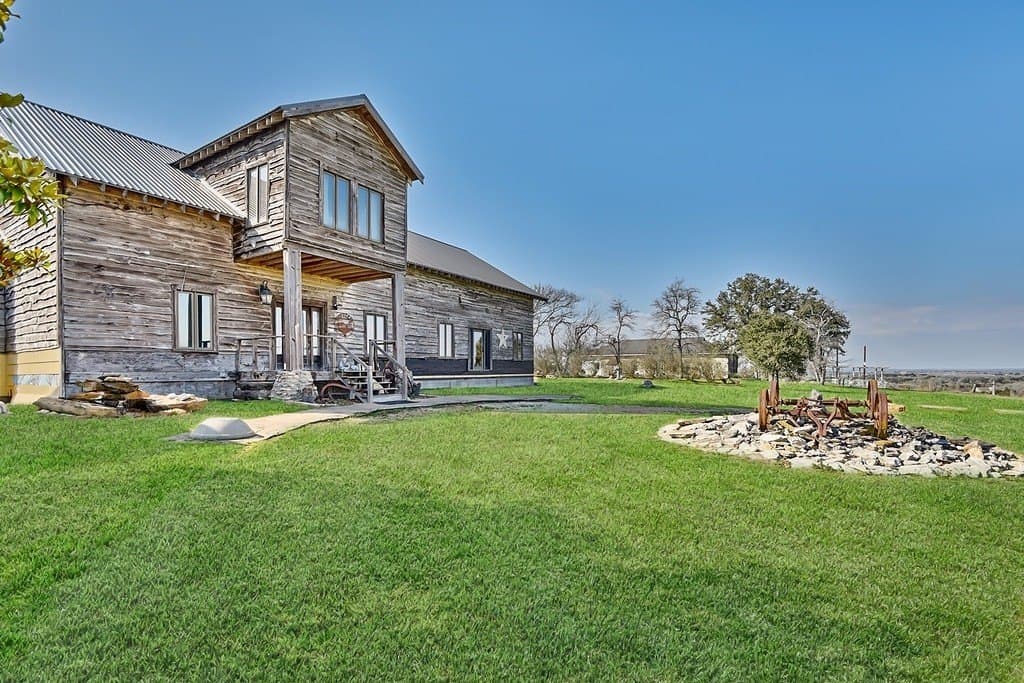 11.7 acres in Fayette County gallery image 4