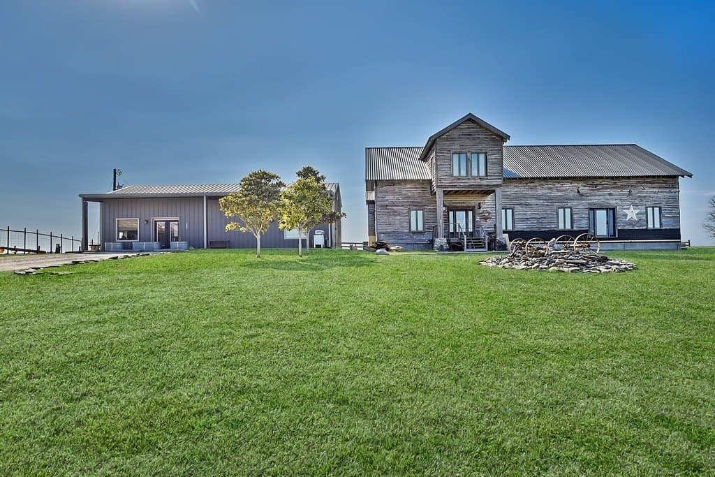 11.7 acres in Fayette County gallery image 2