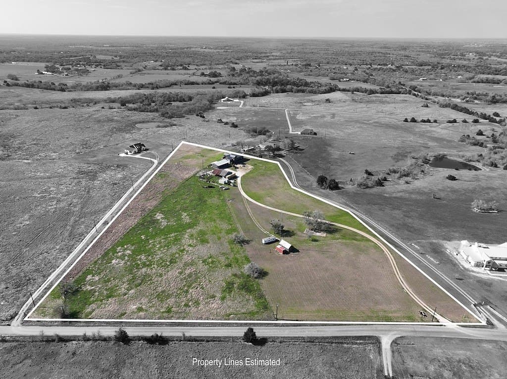 11.7 acres in Fayette County featured view