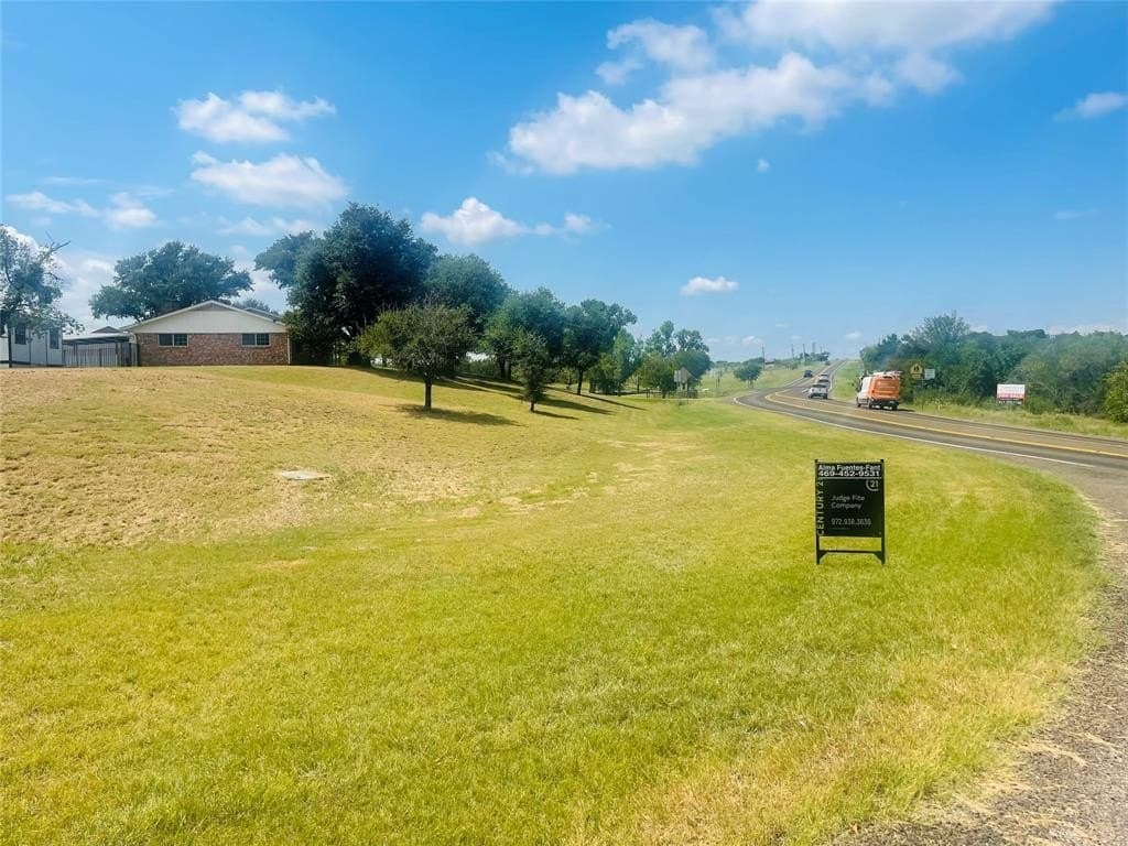 0.18 acres in Ellis County gallery image 2