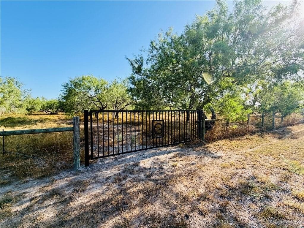 1 acres in Hidalgo County - photo 8