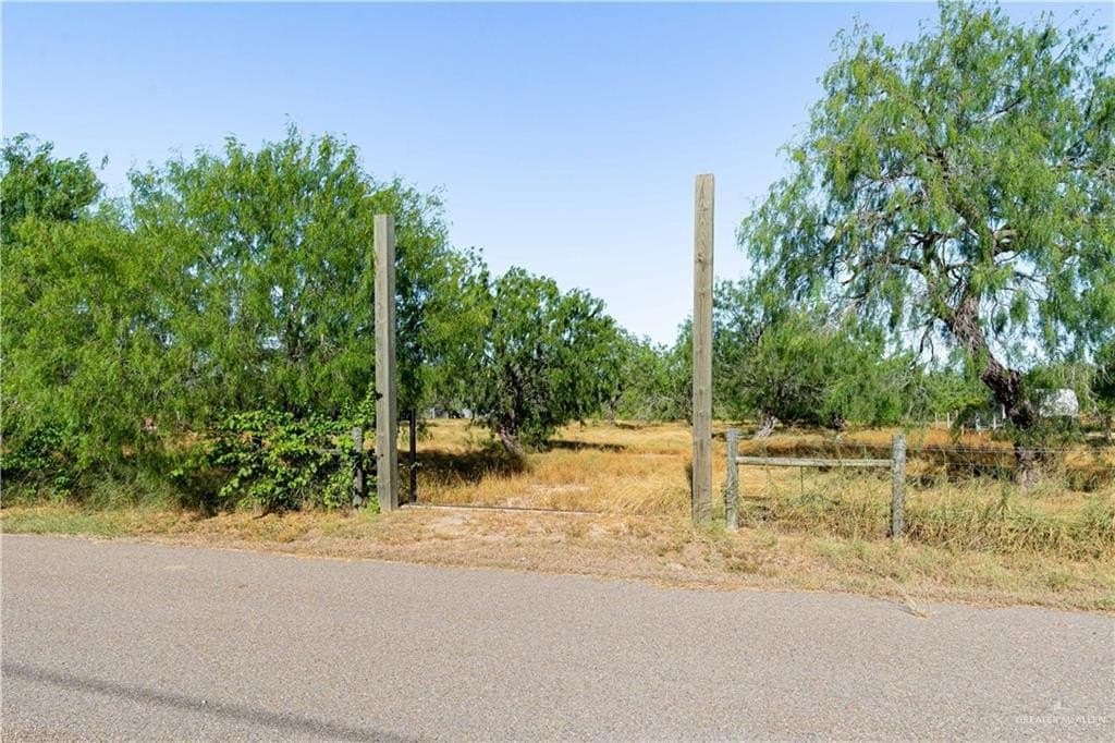 1 acres in Hidalgo County - photo 2