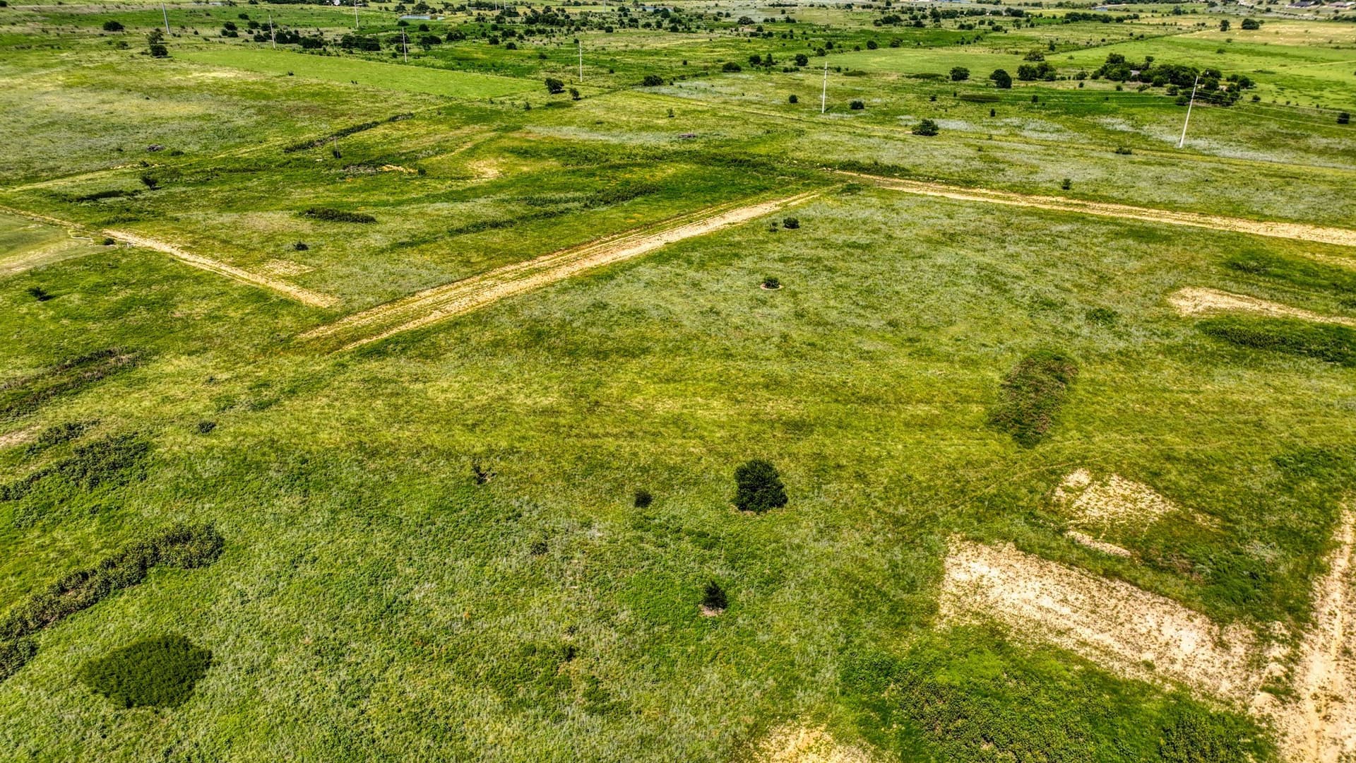 187.66 acres in Johnson County - photo 16