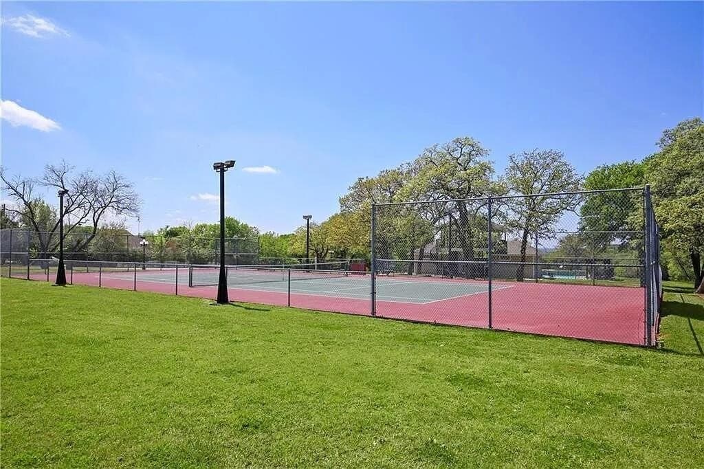 0.72 acres in Hill County gallery image 3
