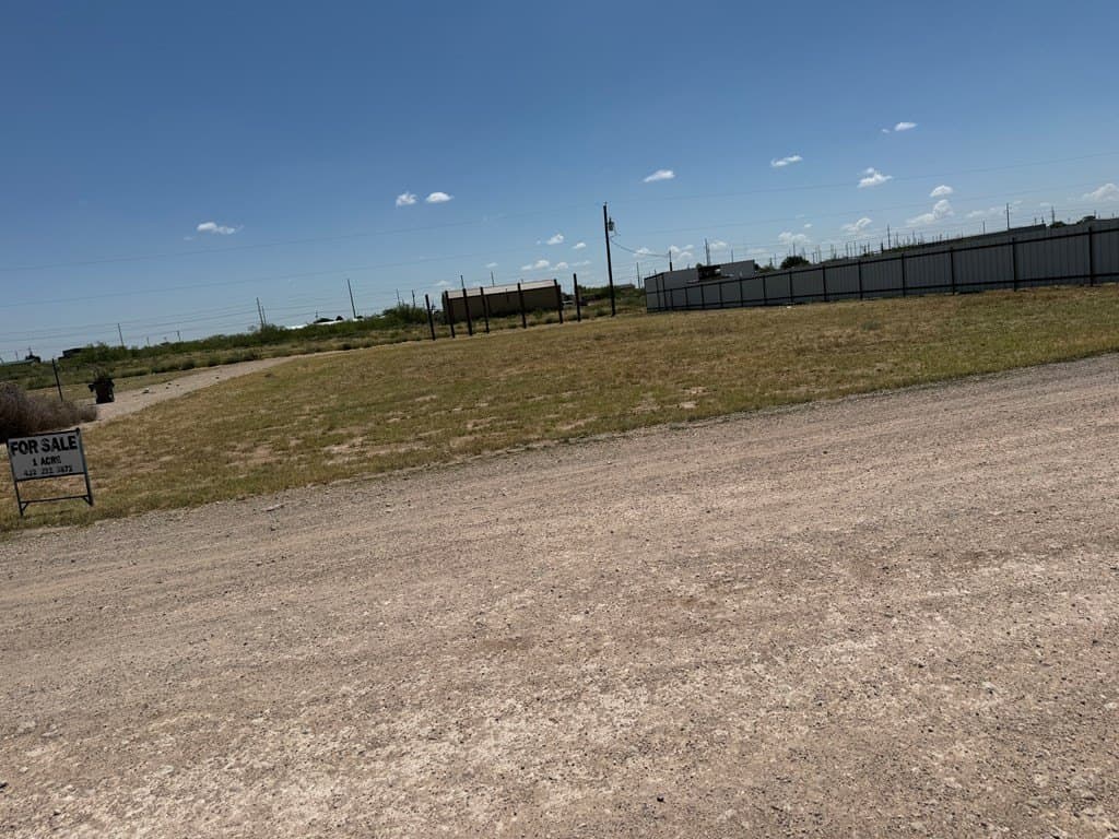 1 acres in Midland County featured view