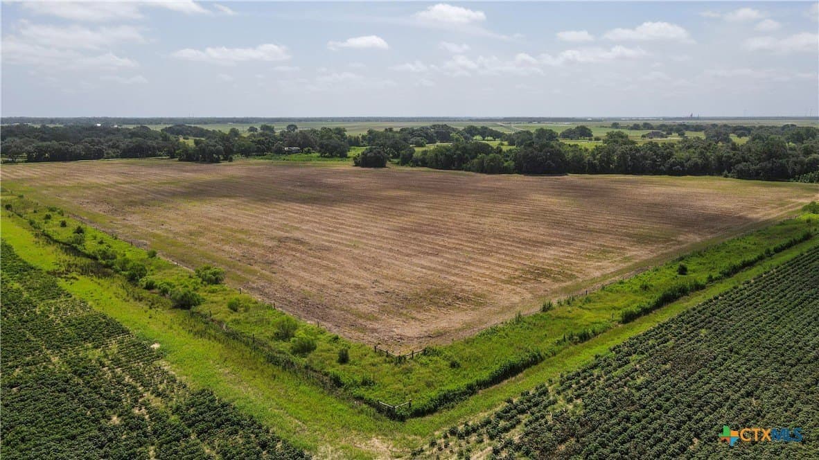24.6 acres in Wharton County - photo 11