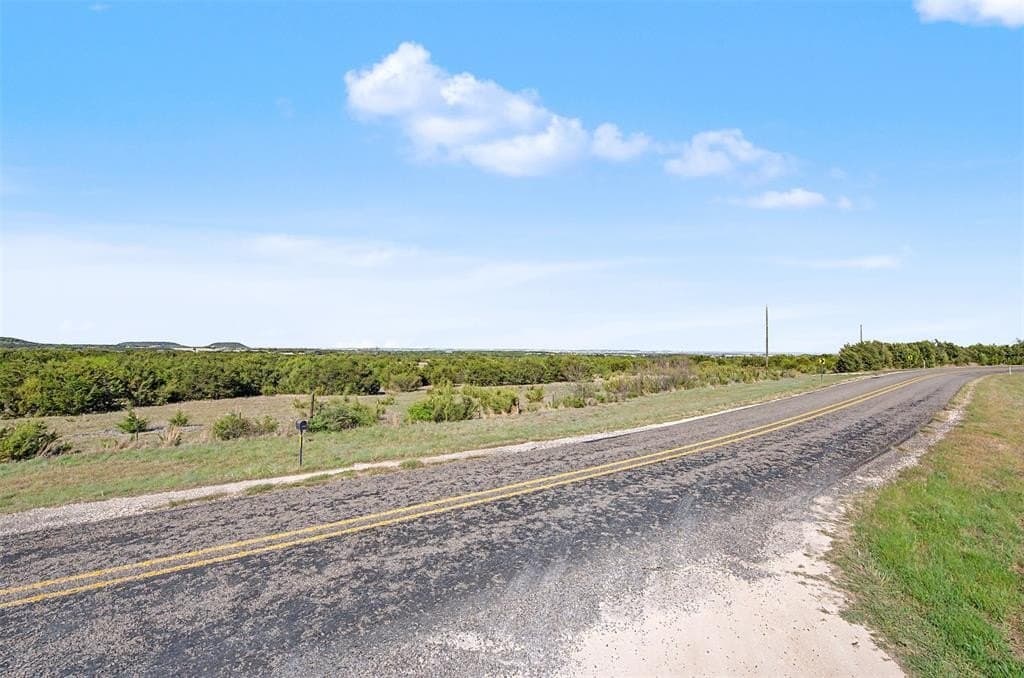 10 acres in Bosque County gallery image 3