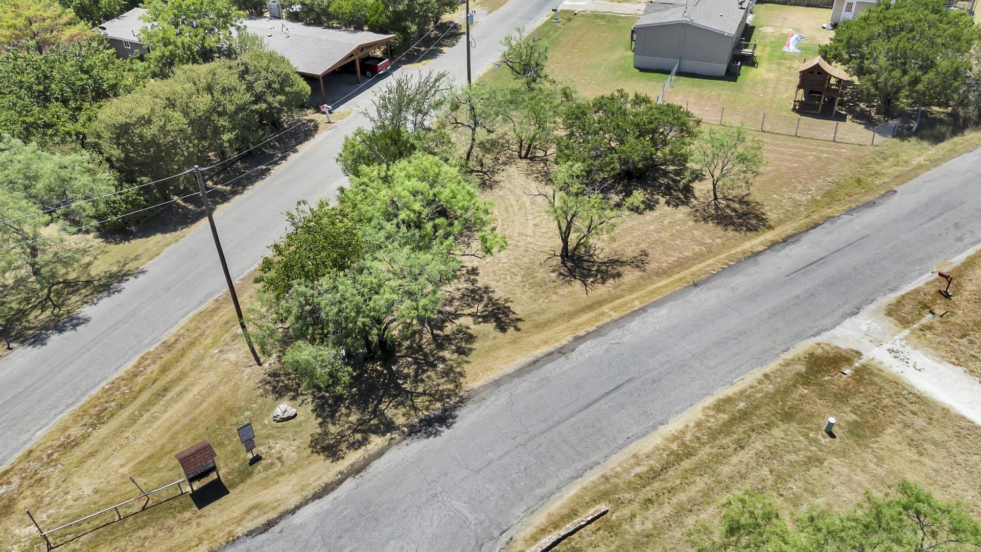 0.05 acres in Hood County - photo 14