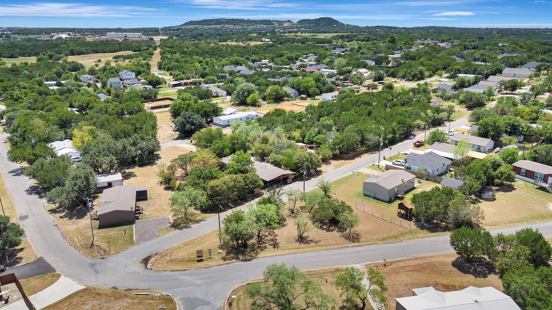 0.05 acres in Hood County - photo 8