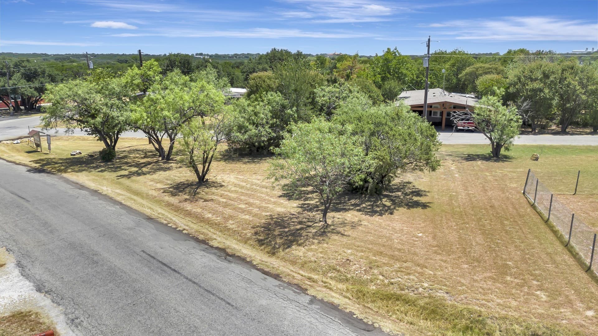 0.05 acres in Hood County - photo 17
