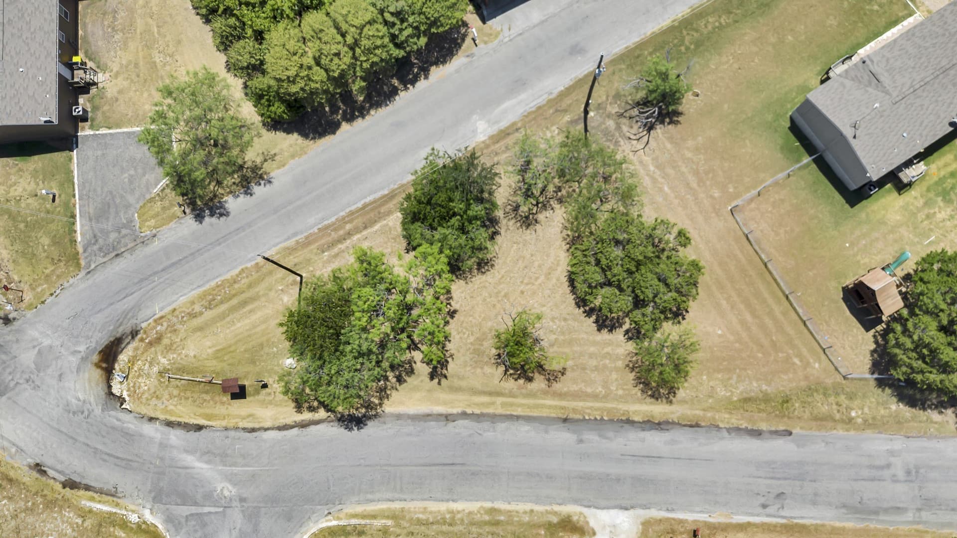 0.05 acres in Hood County - photo 12