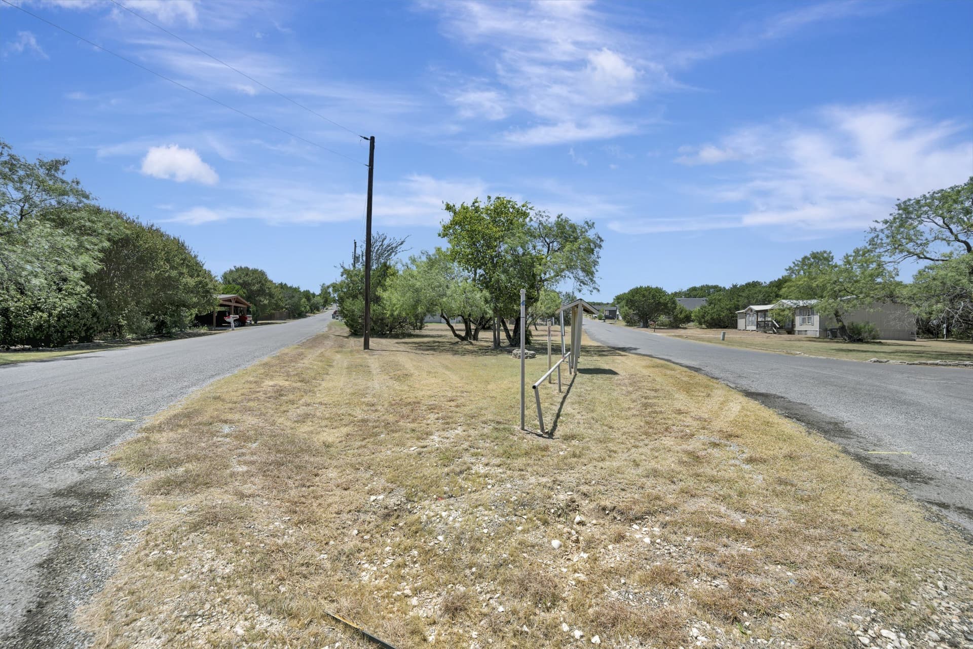 0.05 acres in Hood County - photo 23