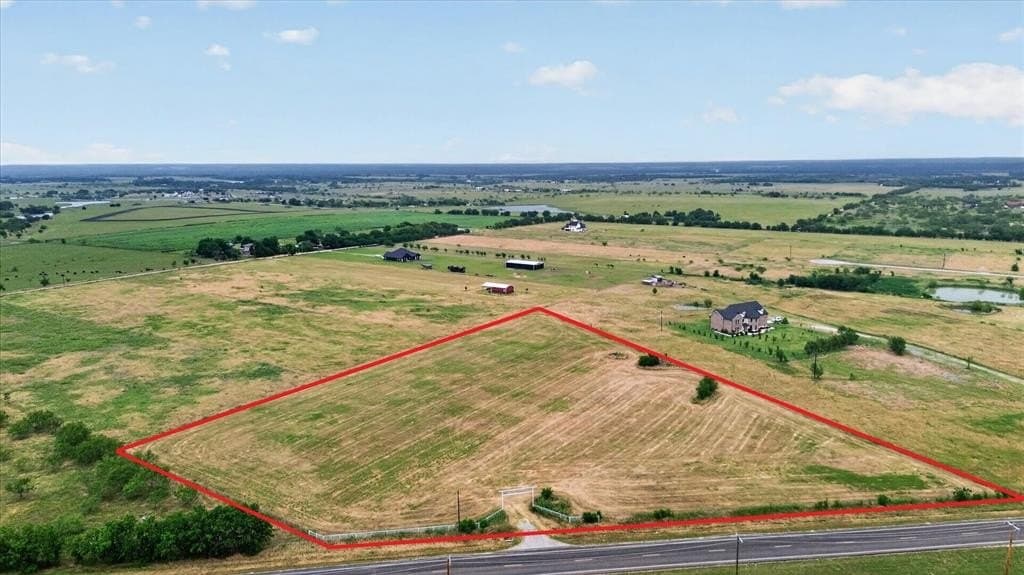 4.46 acres in Navarro County gallery image 2